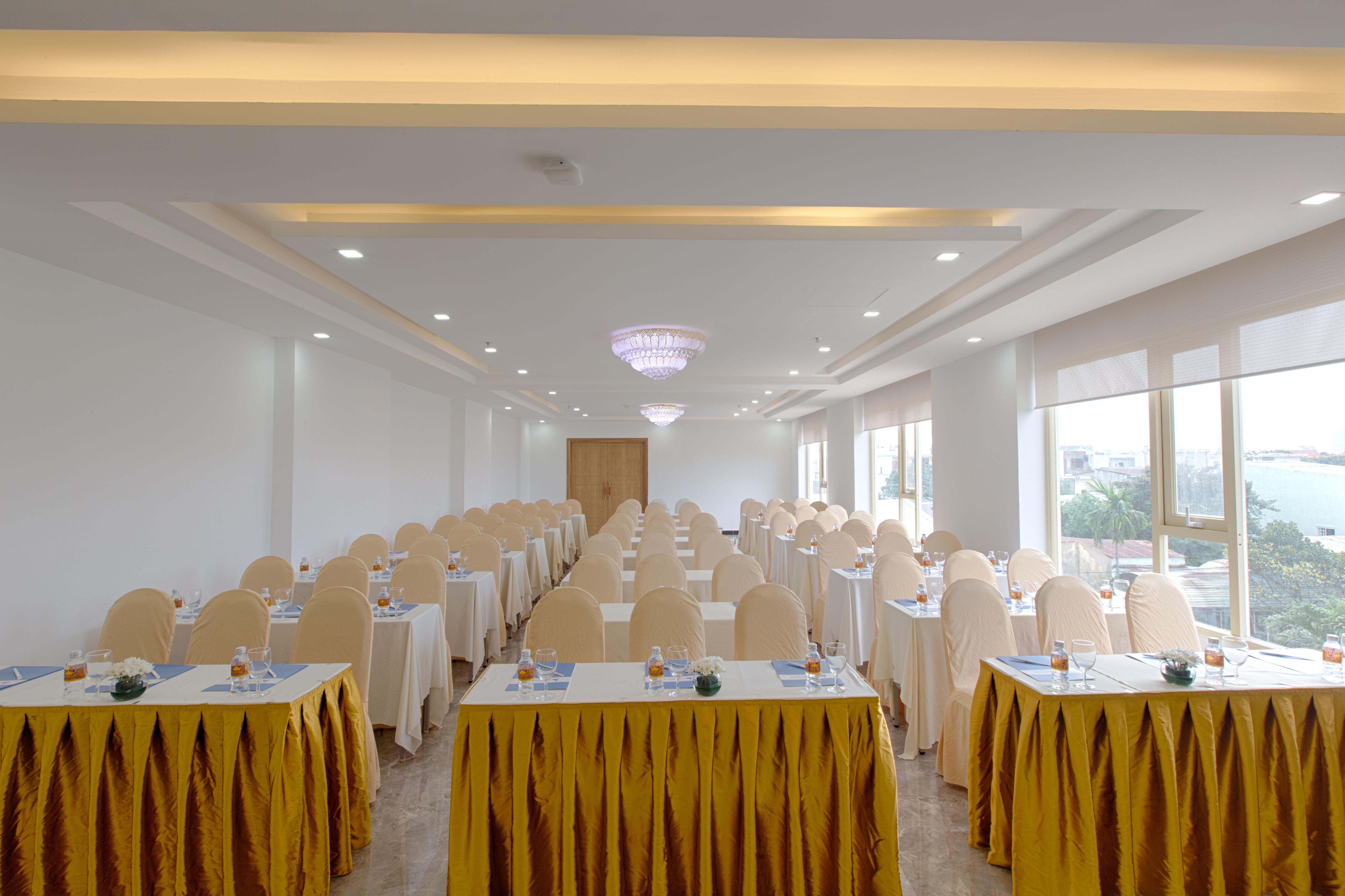 Hotel Fivitel King à Đà Nẵng Extérieur photo