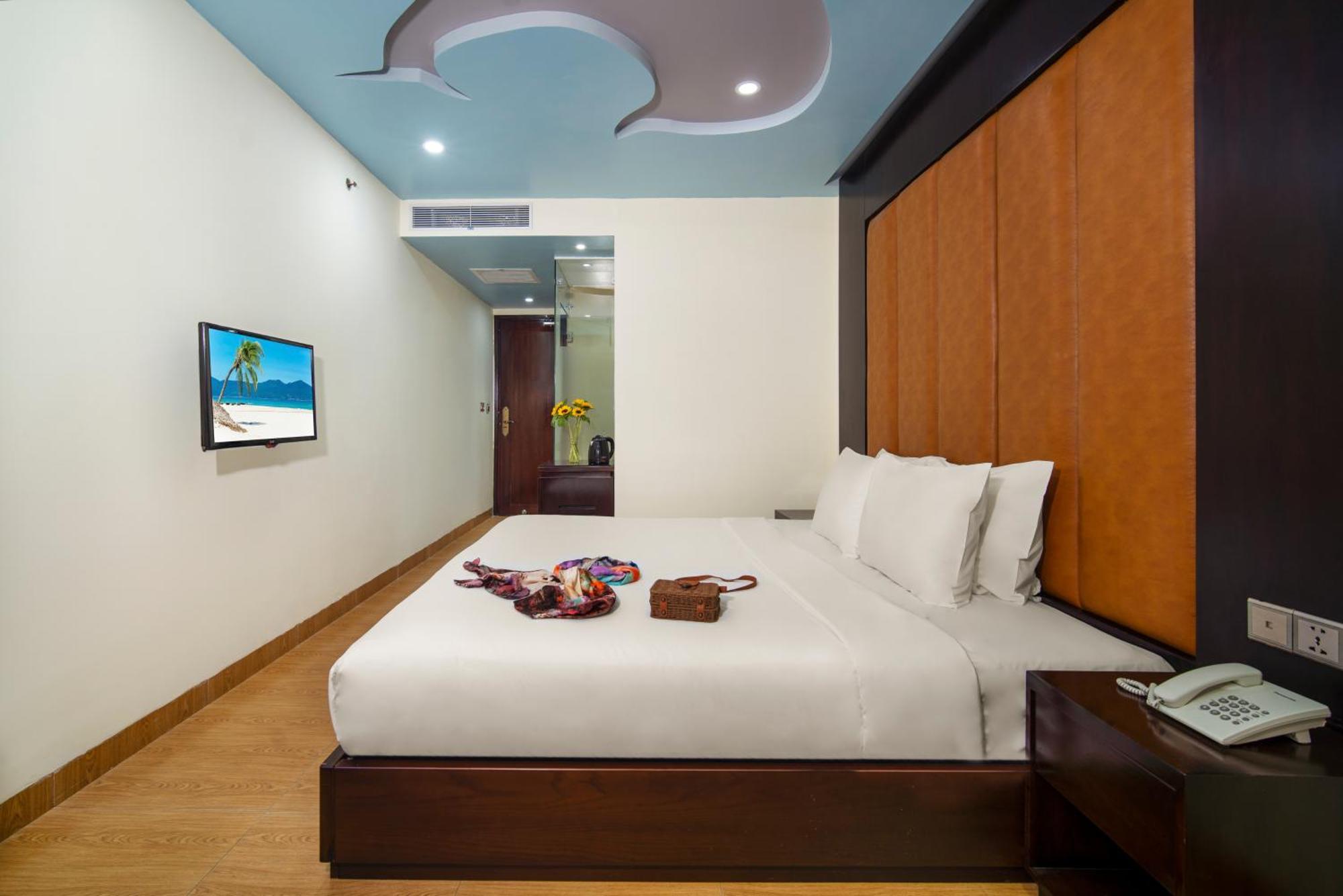 Hotel Fivitel King à Đà Nẵng Extérieur photo